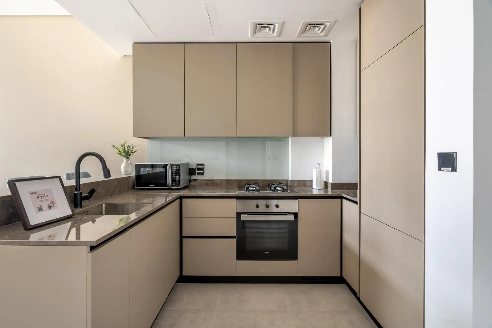 Apartment Guestready - Majestic Canal And Burj Khalifa View Dubai